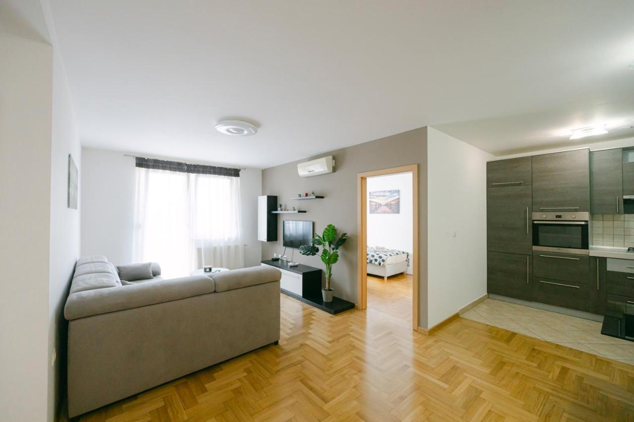 Ladenta Apartman*** Zagreb Ngoại thất bức ảnh